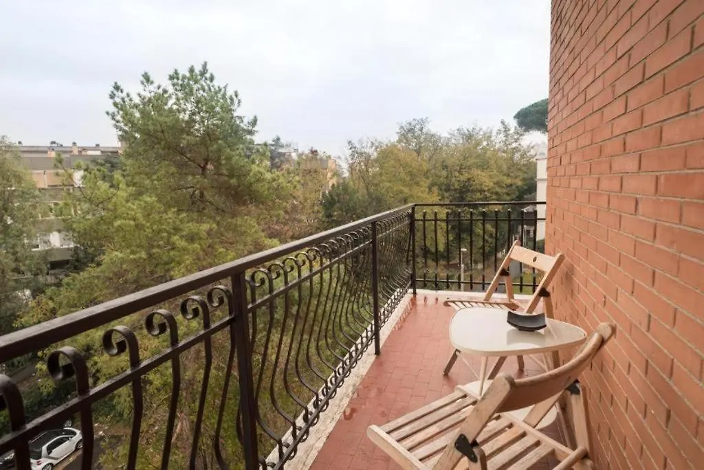 Magenta Collection Terrione 25 Apartment Rome